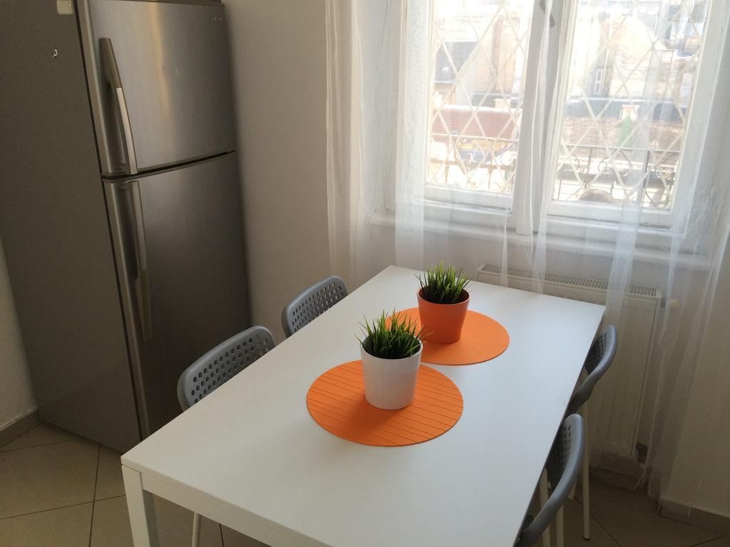 Standard Apartment By Hi5 - Wesselenyi 13 Budapest Exteriör bild