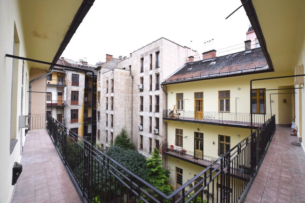 Standard Apartment By Hi5 - Wesselenyi 13 Budapest Exteriör bild